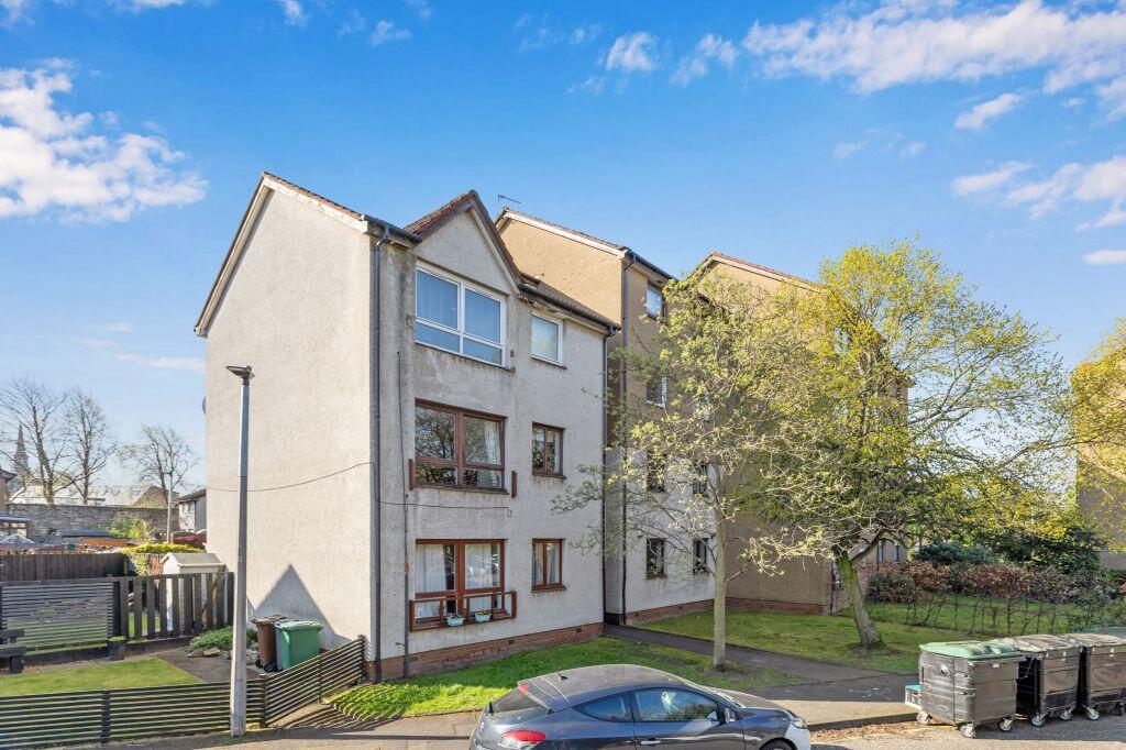 Main image of property: 12/4 Bathfield, Edinburgh, EH6 4ED