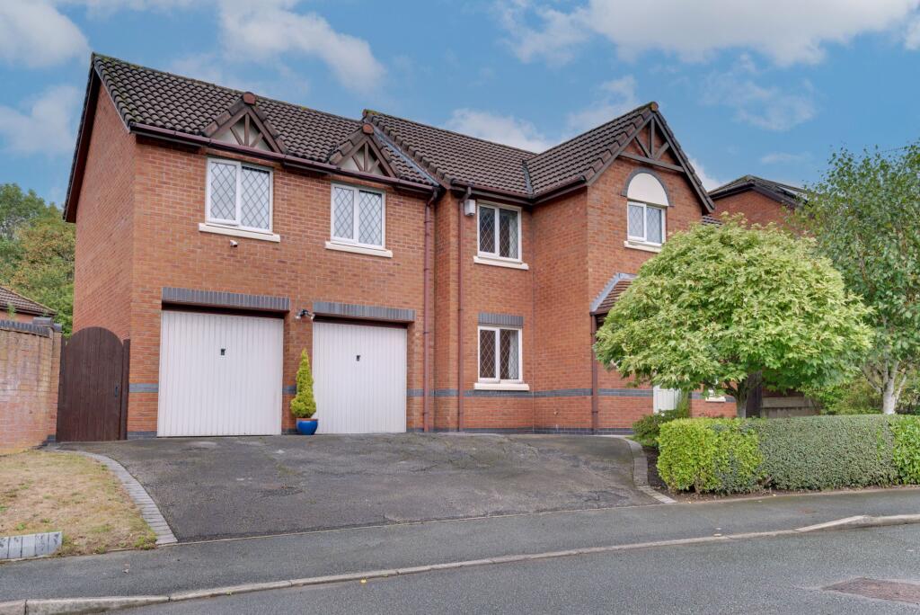 5-bed detached on Ennerdale Drive, Congleton, CW12, £495,000