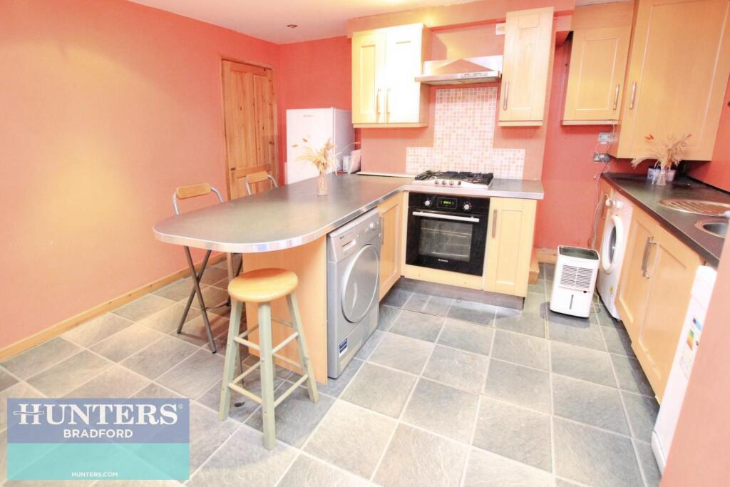 Grape Street Allerton, Bradford, BD15 7RE photo 3