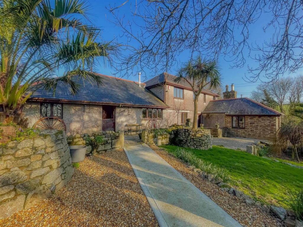 Main image of property: Menheniot, Liskeard