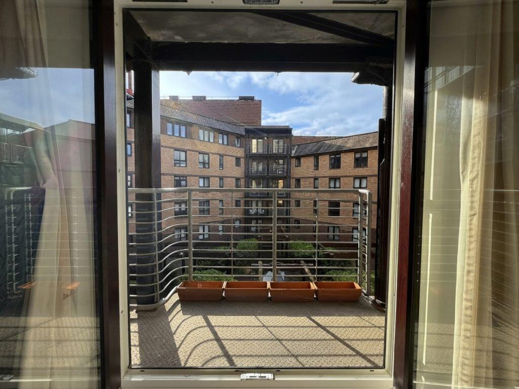 Apartment in Glasgow - View 5