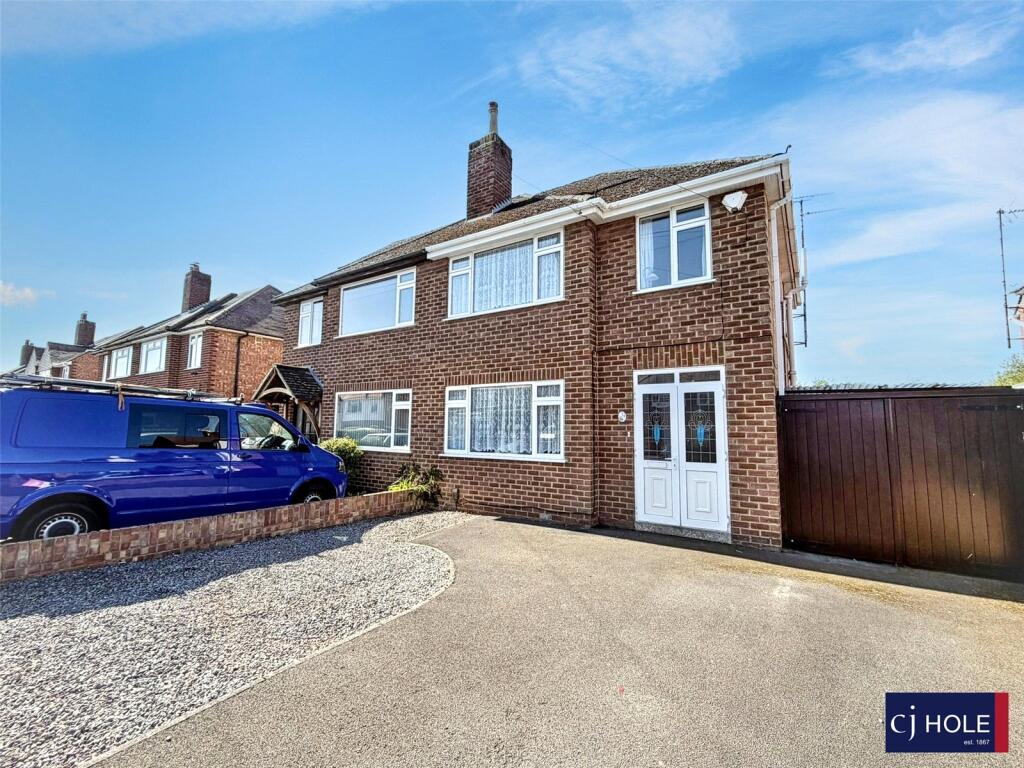 Main image of property: Dinglewell, Hucclecote, GL3