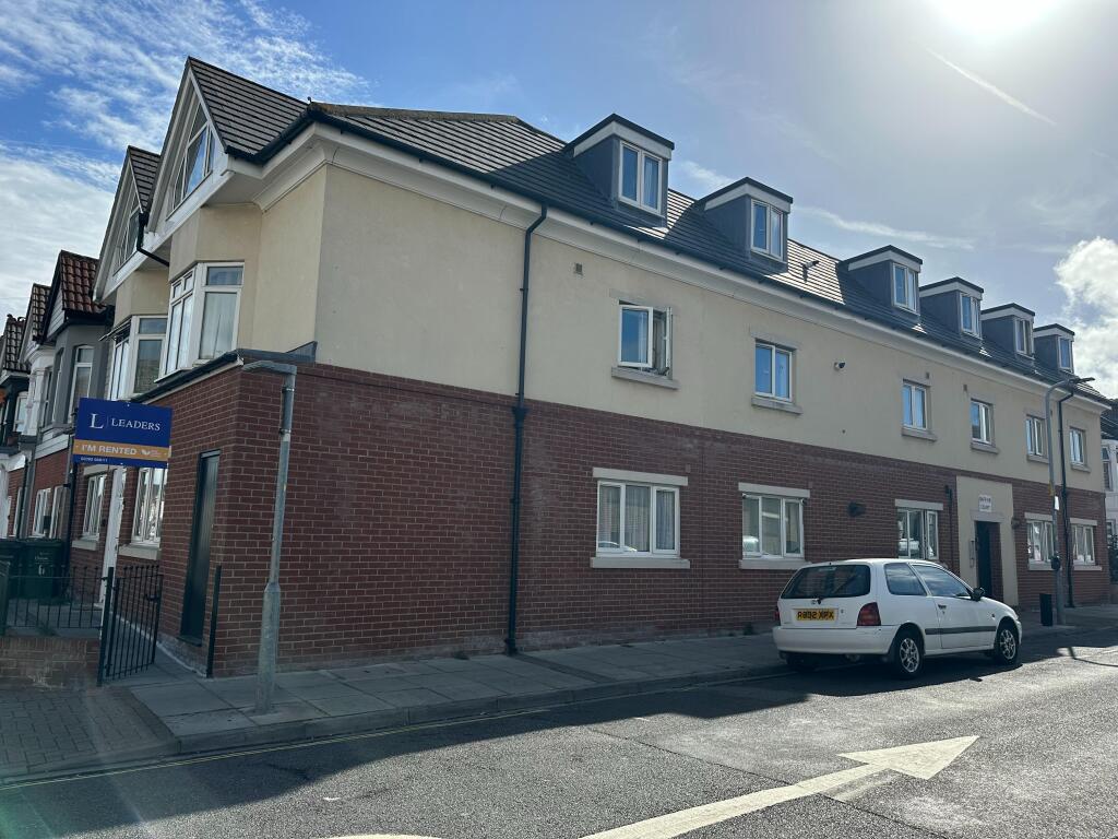 Apartment in Portsmouth - View 5