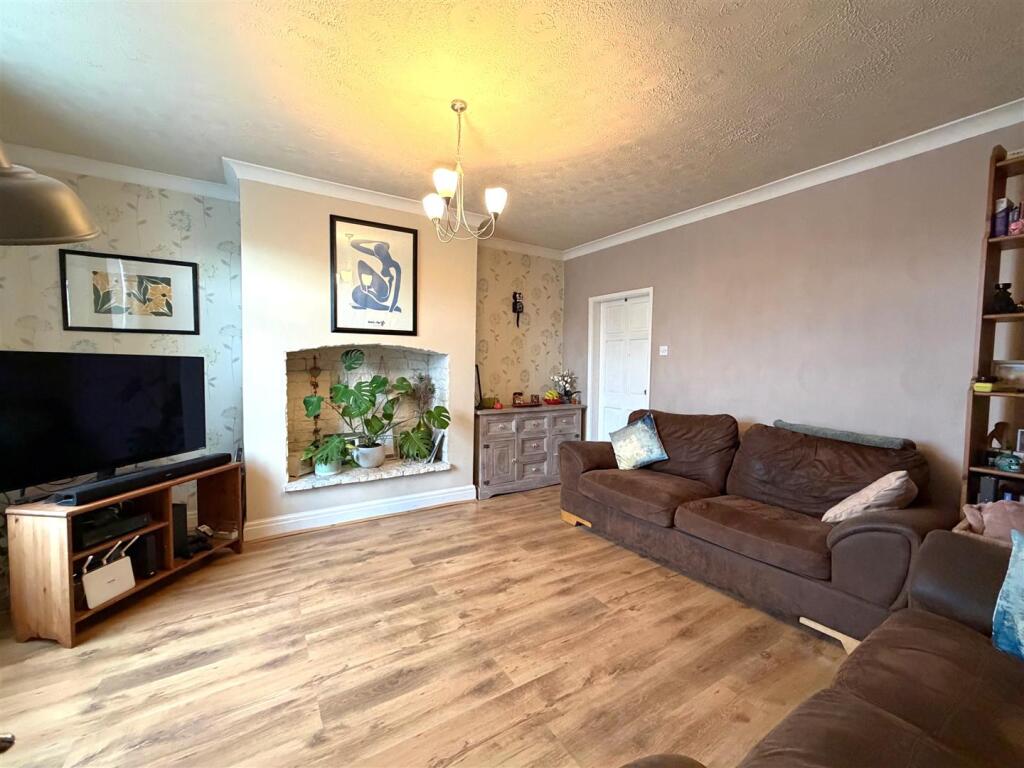 Park Road, Westhoughton, Bolton photo 2