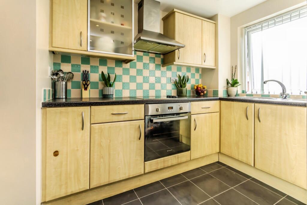 Apartment in London - View 5