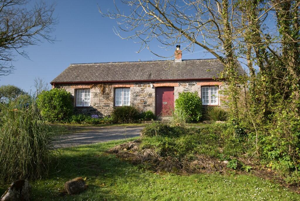 Main image of property: Townplace, Cadgwith, TR12