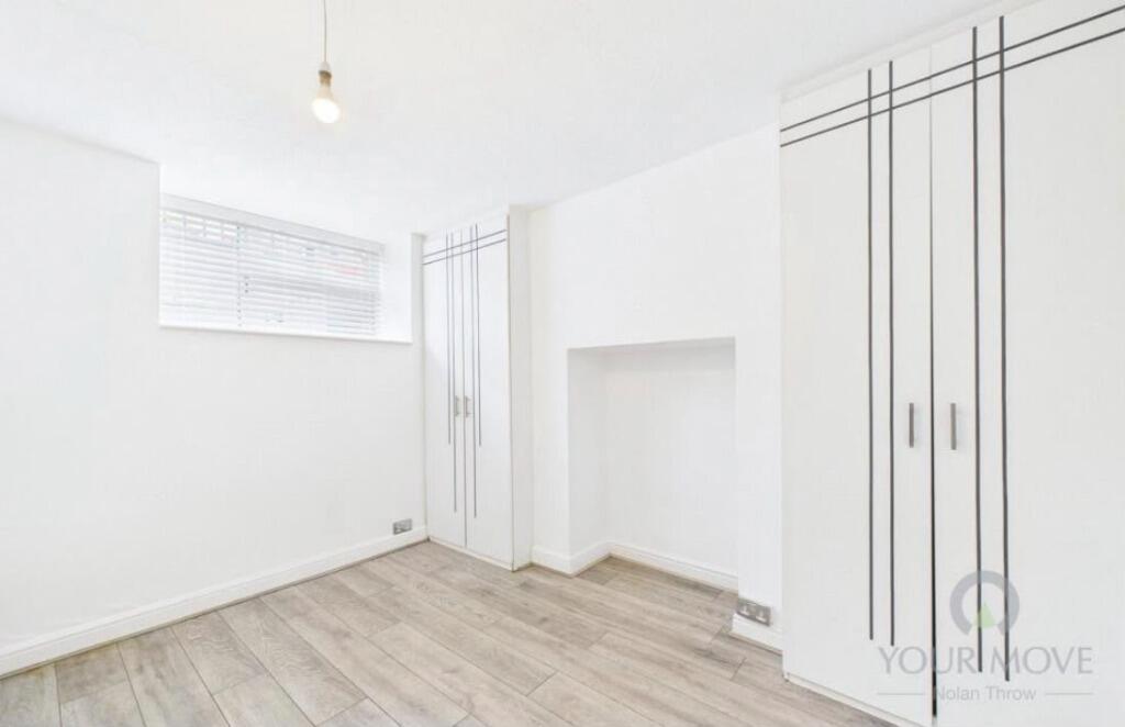 Apartment in Northampton - View 4