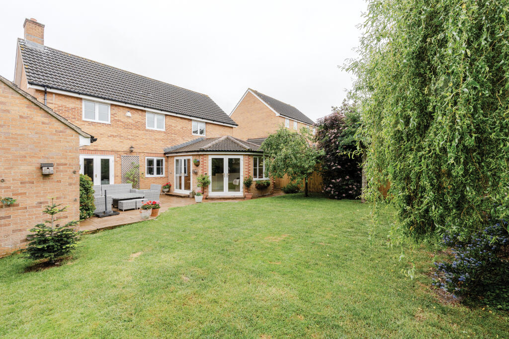 Snowberry Close, Bradley Stoke, Bristol photo 2