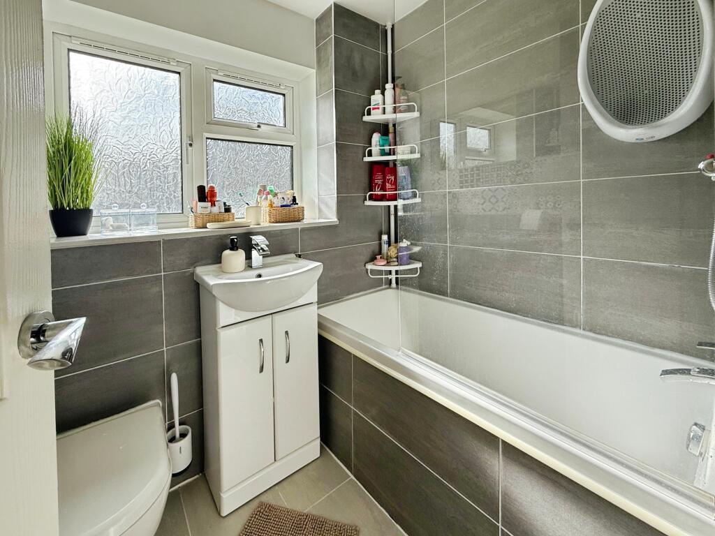 Additional image 7 of Northdown Road, Hatfield, AL10