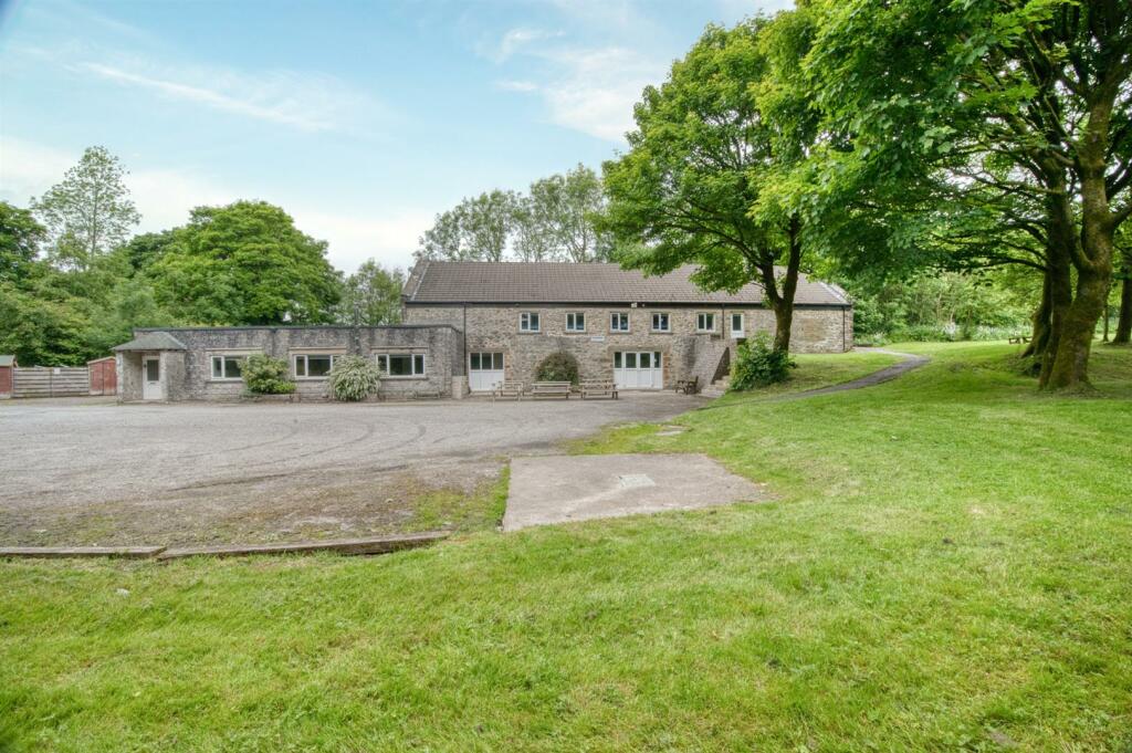 9-bed detached on Great Hucklow, Buxton, £1,200,000