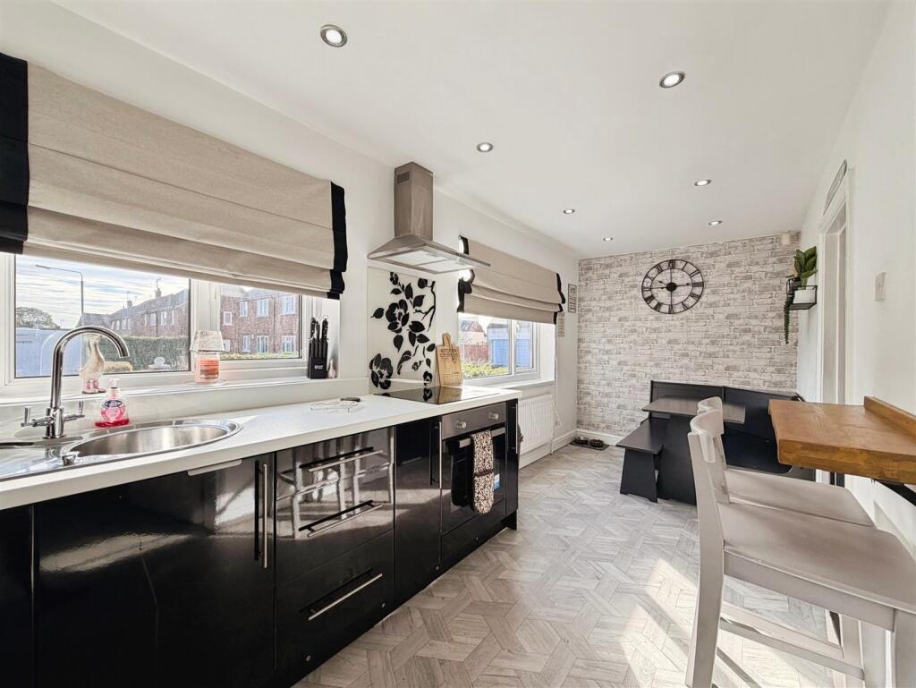House in Worksop, Costhorpe, Carlton-in-Lindrick - View 4