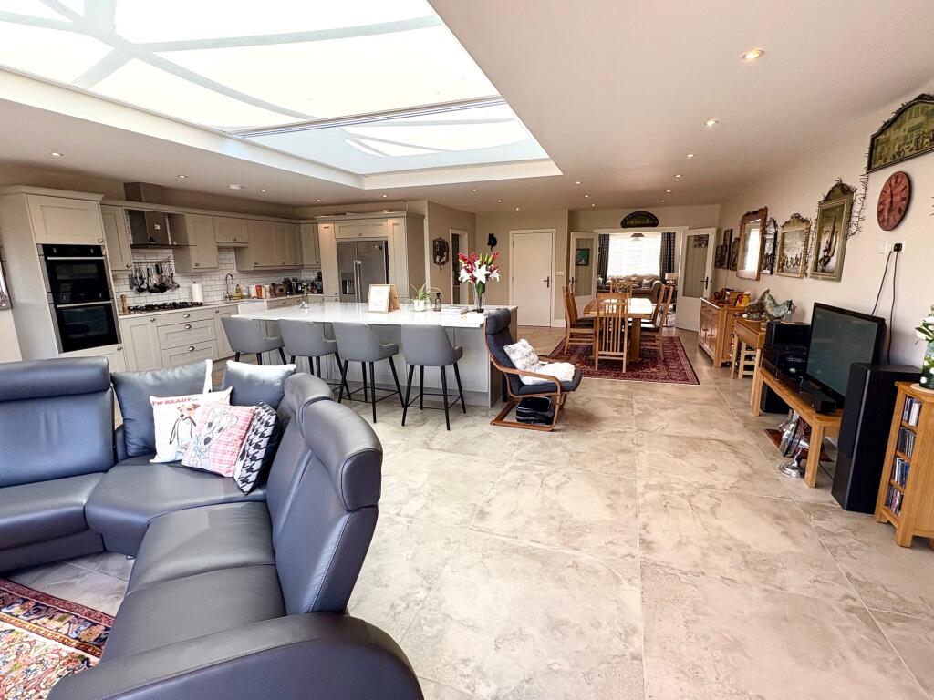 House in Derbyshire Dales, Ashbourne - View 5