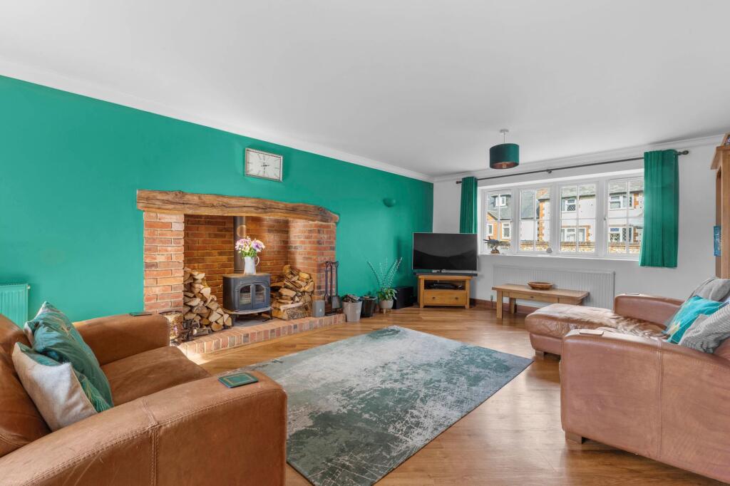 House in Lacey Green, Buckinghamshire - View 4