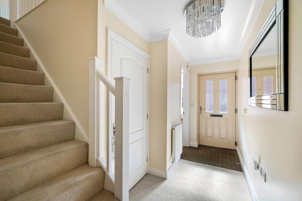 House in Lincoln, Moorlands, Boultham Moor - View 4