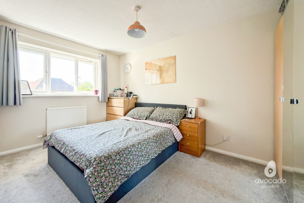 House in Burghfield Common, Burghfield - More