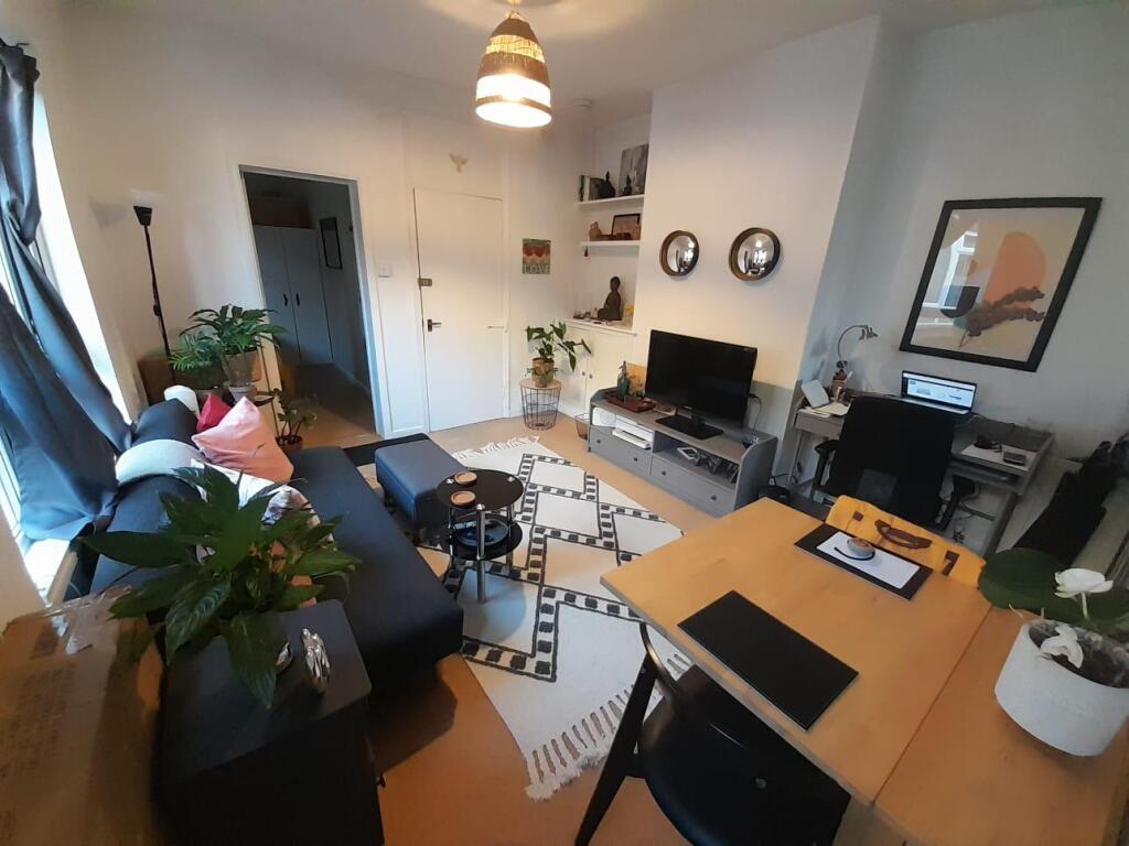 Main image of property: Langthorne Street, Fulham