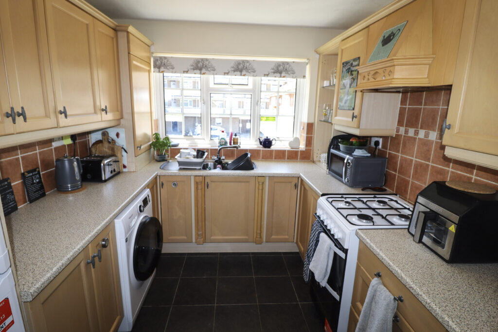 Green Lane, Hayling Island photo 4