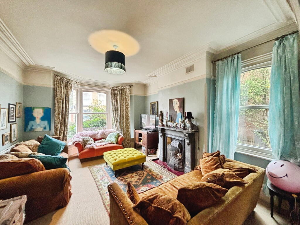 House in Nottingham - View 2