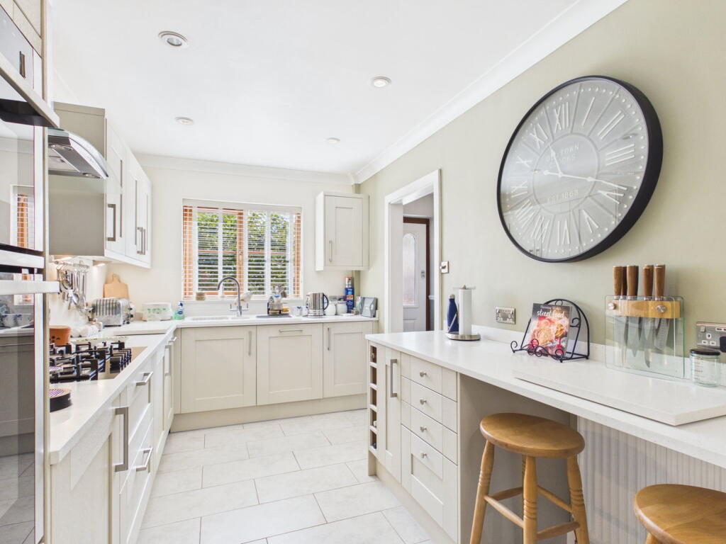 House in Tonbridge - View 3