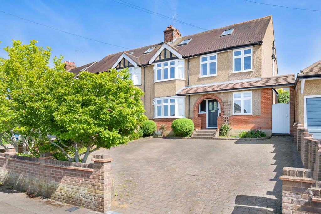 Main image of property: Langley Crescent, St. Albans, AL3