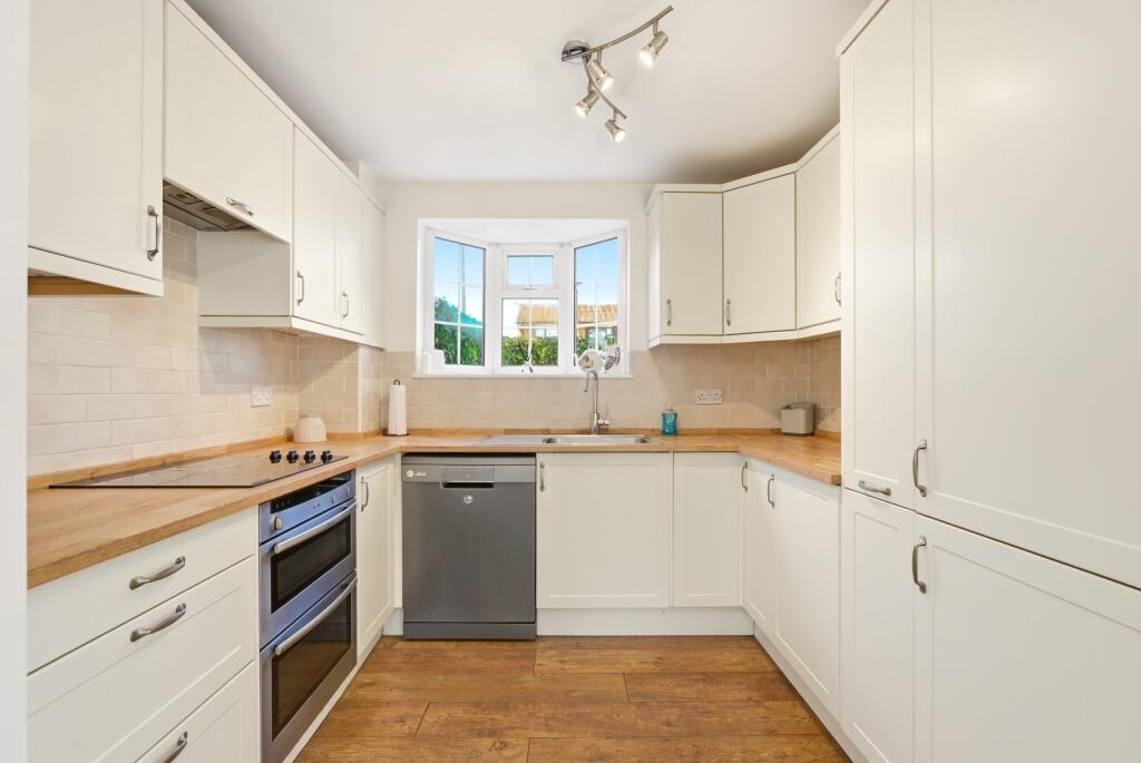 Additional image 4 of Hall Gardens, Colney Heath, St. Albans, Hertfordshire, AL4