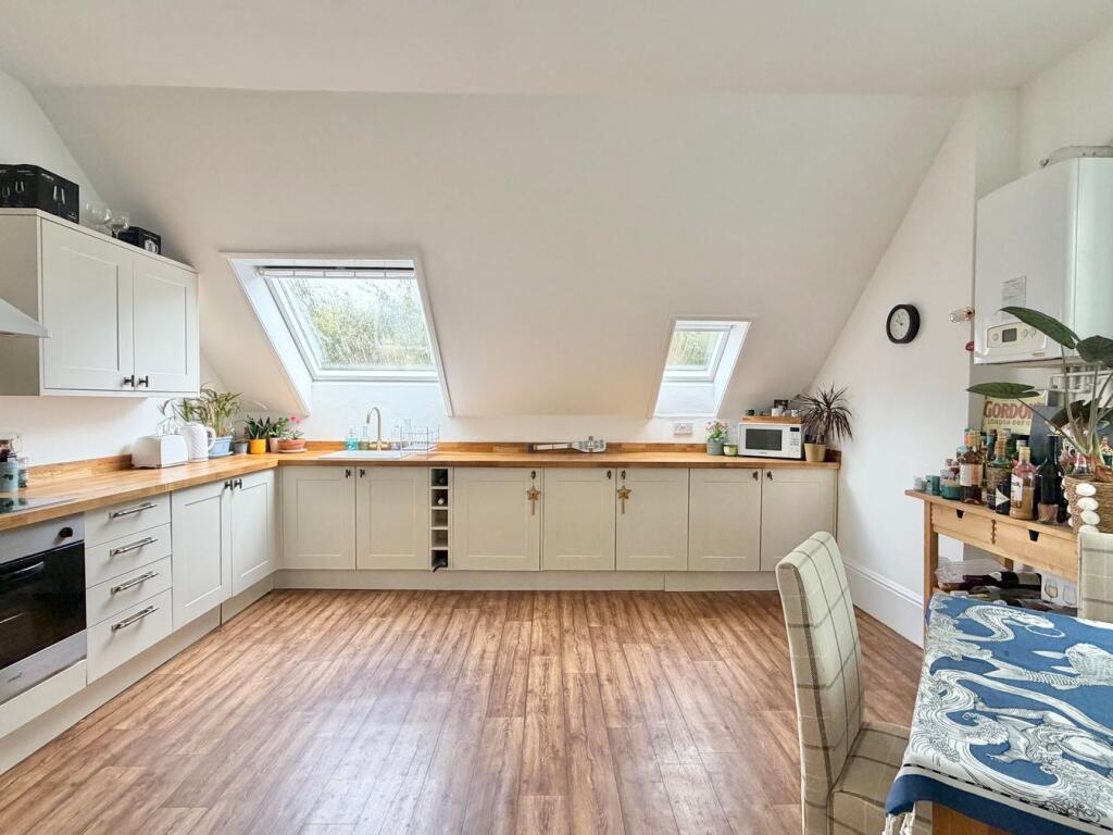 Apartment in St. Leonards-on-Sea, West Marina - More