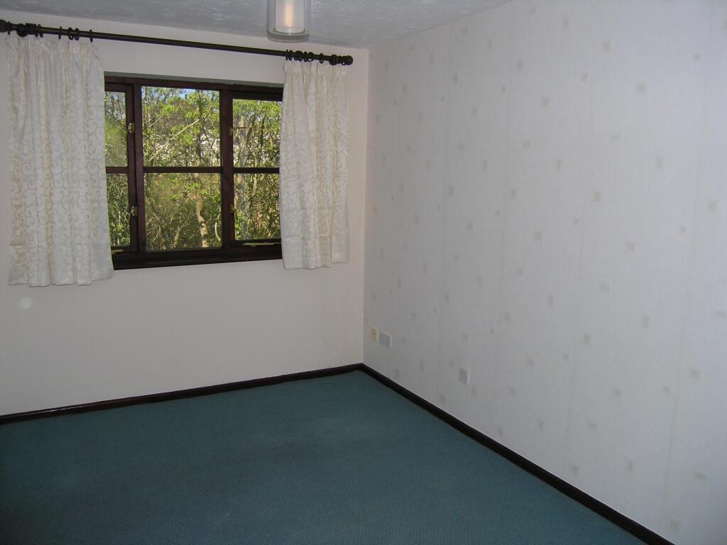 Apartment in Swindon - View 2