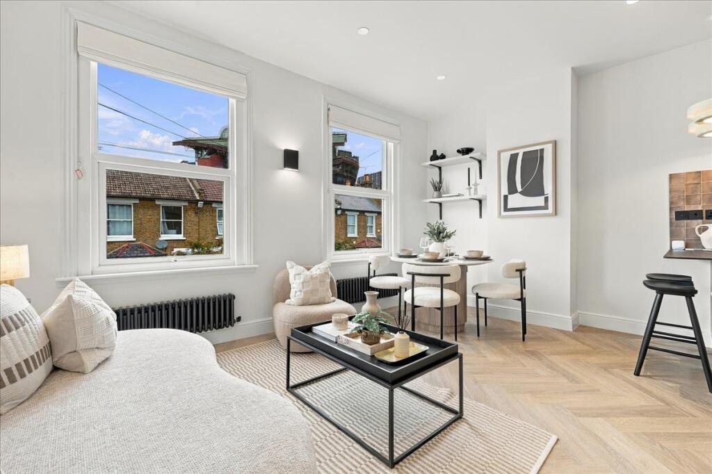 3-bed flat on Yeldham Road, Hammersmith, London, W6, £725,000