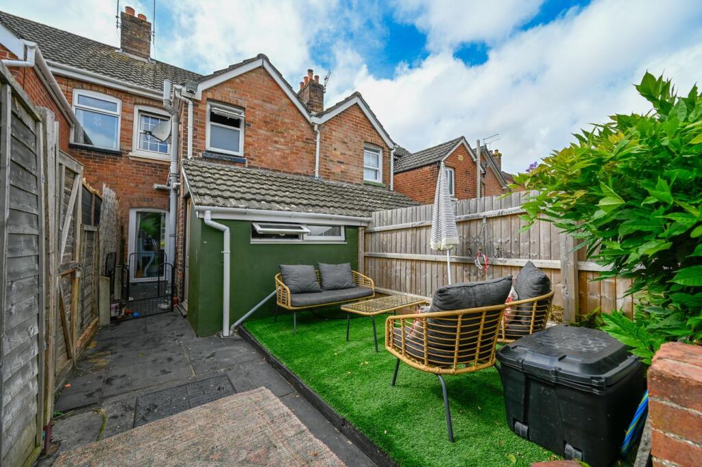 Grove Road, Wimborne, BH21 photo 2