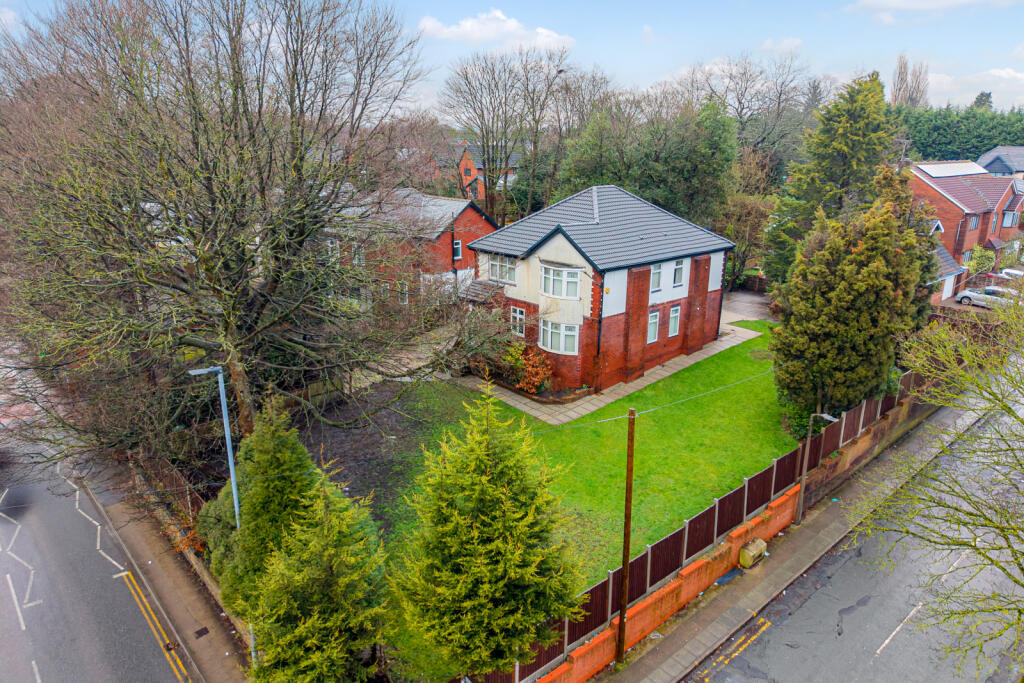 Main image of property: Bury old road Prestwich, M25 0ER