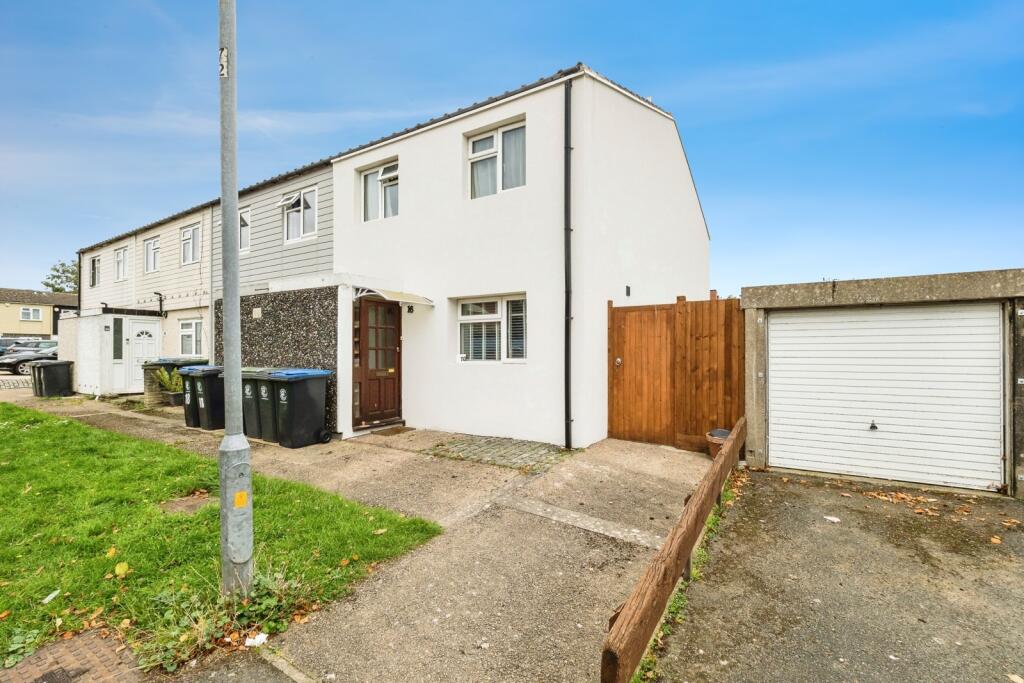 Main image of property: Limes Avenue, Chigwell, Essex, IG7