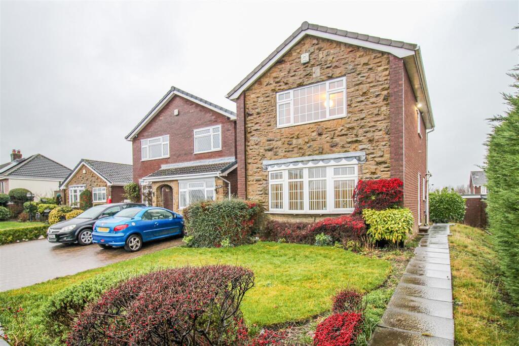 Main image of property: Storrs Hill Road, Ossett