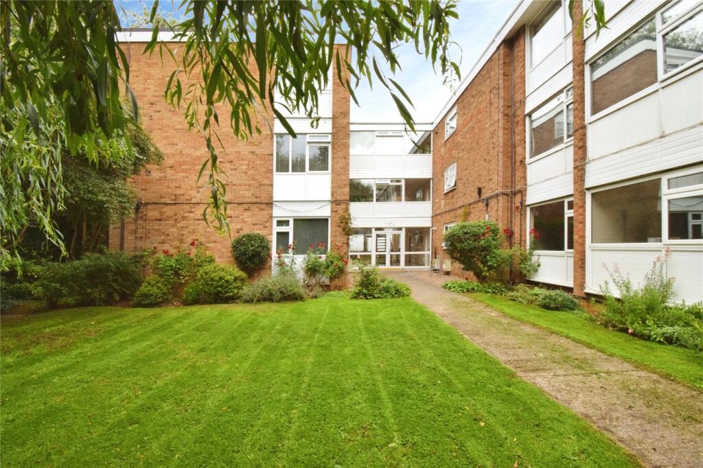 Main image of property: Leicester Road, Oadby, Leicester, Leicestershire, LE2