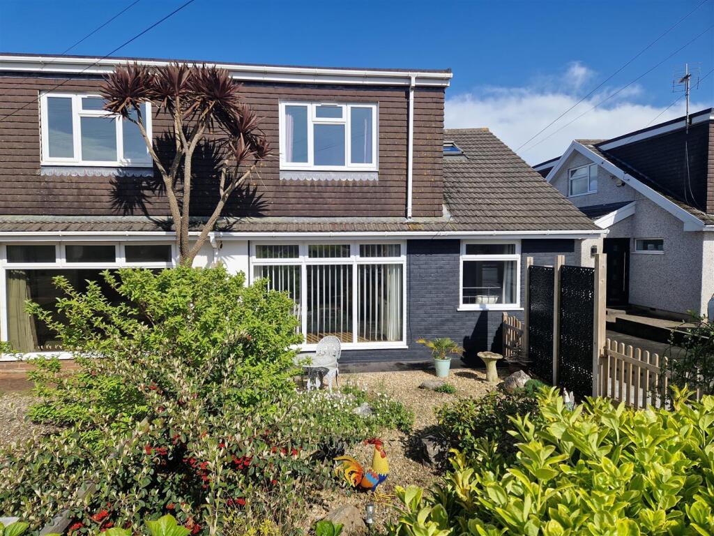 Main image of property: Hawkhurst Court, Porthcawl