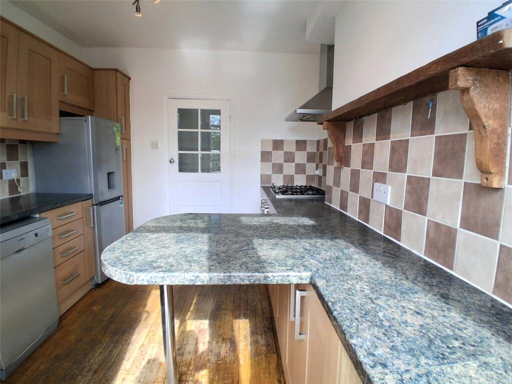 Apartment in Enfield - View 5