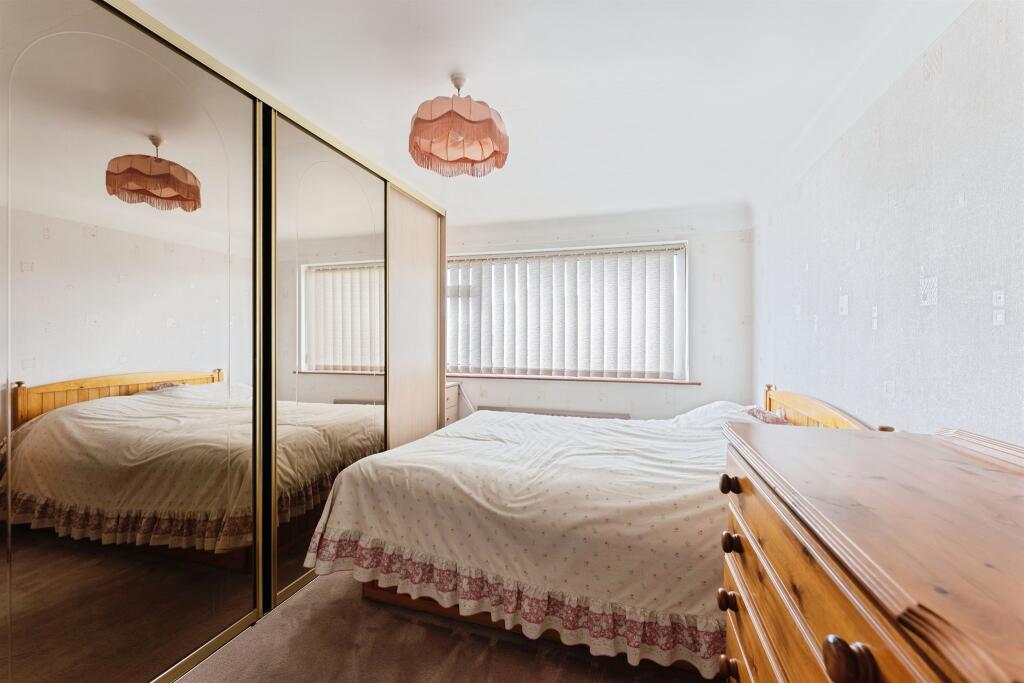 House in Chester, Ellesmere Port - More
