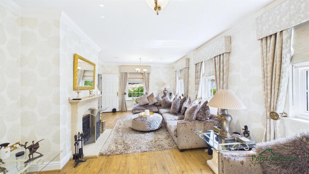 House in Chelmsford - View 2