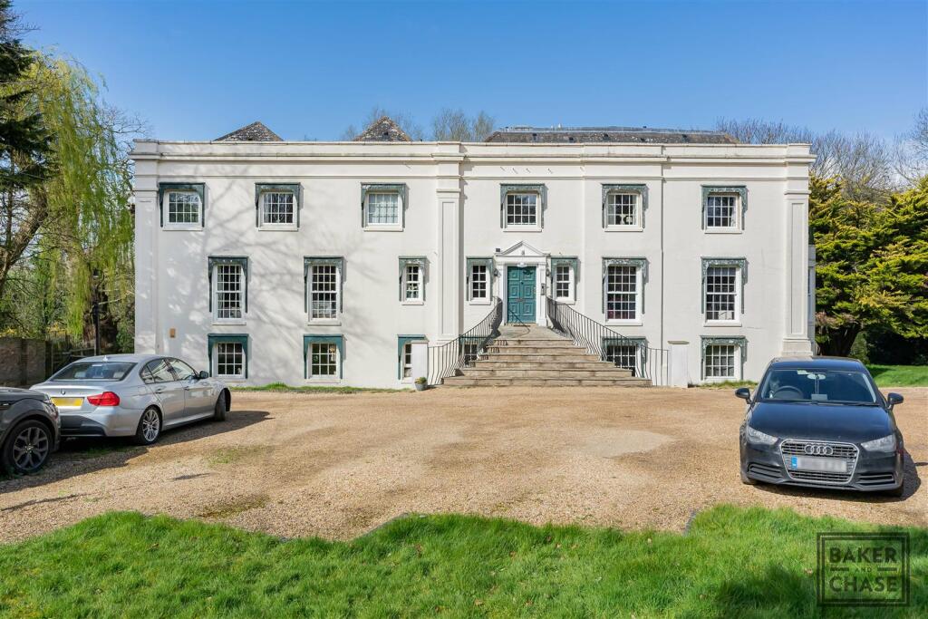 Main image of property: Old Park Ride, Waltham Cross