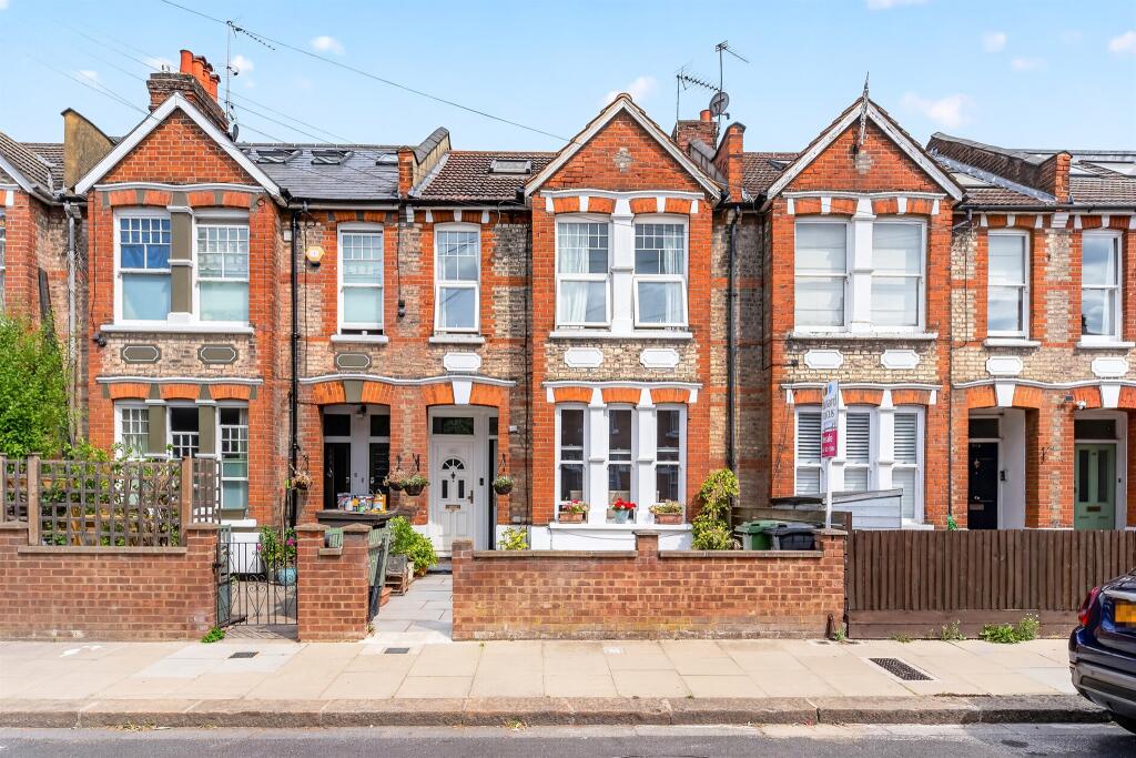 Main image of property: Oaklands Grove, London