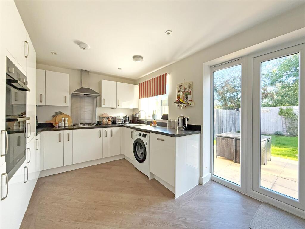 Penson Way, Greenfields, Shrewsbury - View 4