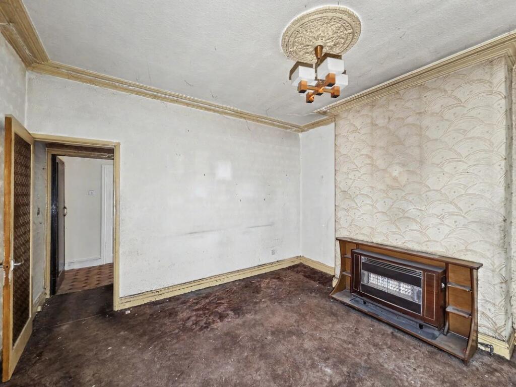 House in Tameside, Greater Manchester - View 3