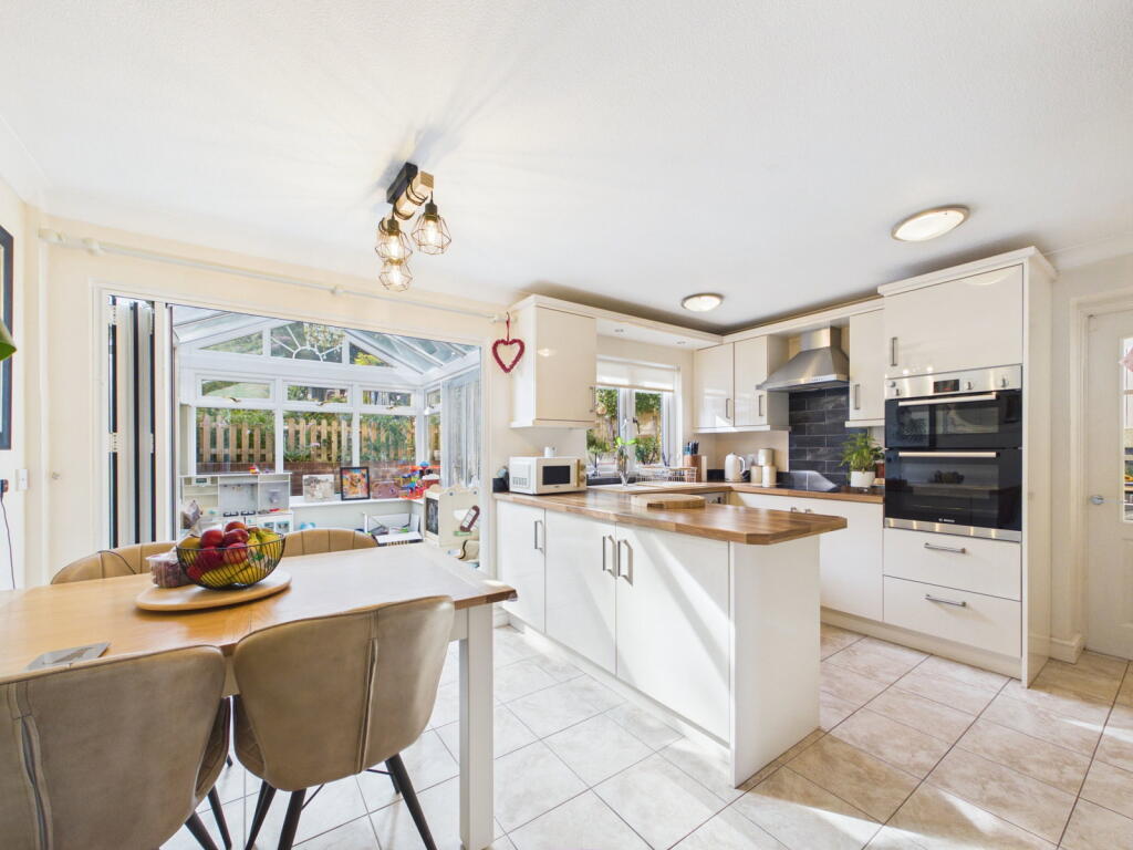 House in Telford - View 2