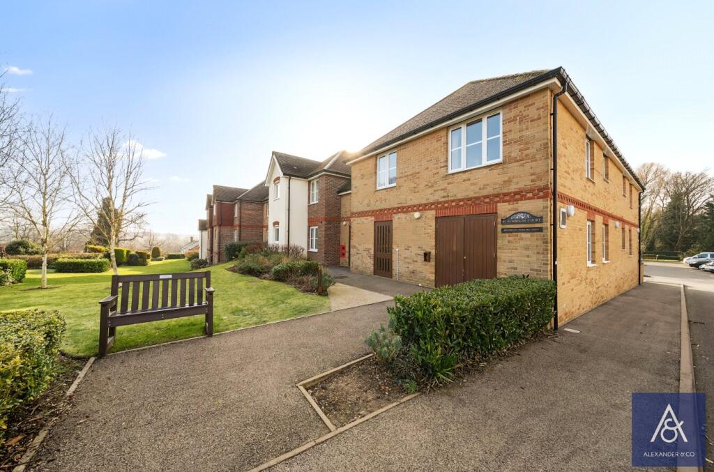Main image of property: Buckingham Road, Brackley, Northamptonshire
