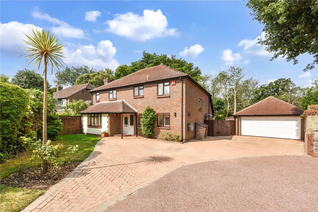 Main image of property: Plainwood Close, Summersdale, Chichester, West Sussex, PO19