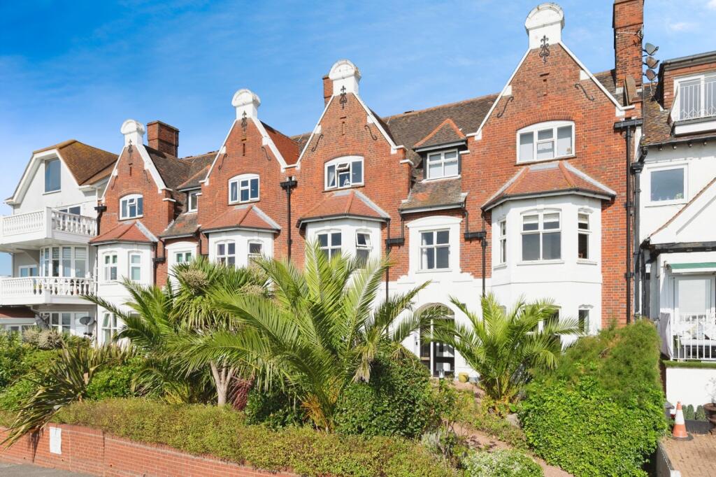 Main image of property: Shorefield Gardens, Westcliff-on-Sea, Essex, SS0