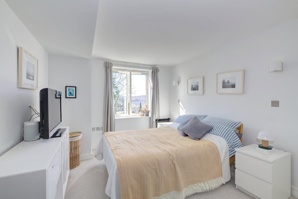 Apartment in Bath - More
