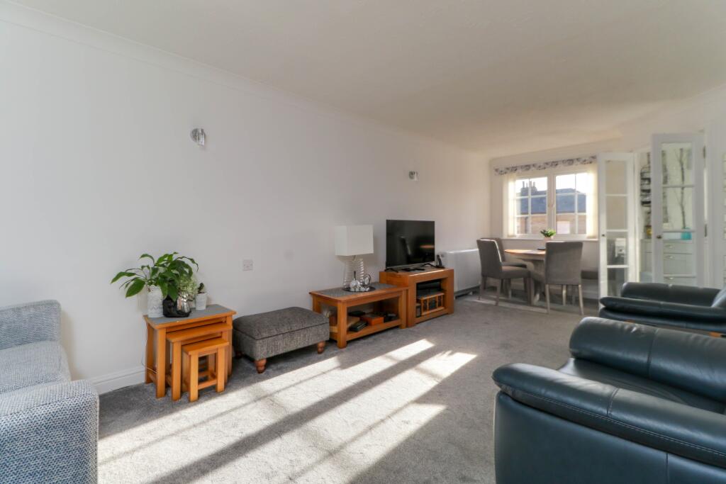 Queens Crescent, Southsea - View 3