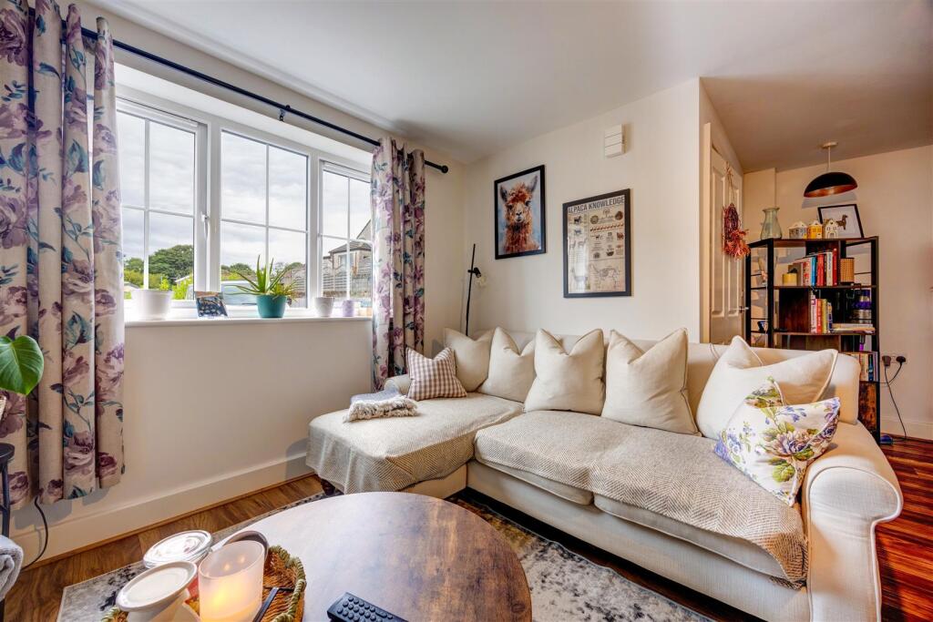 House in Lancaster - More