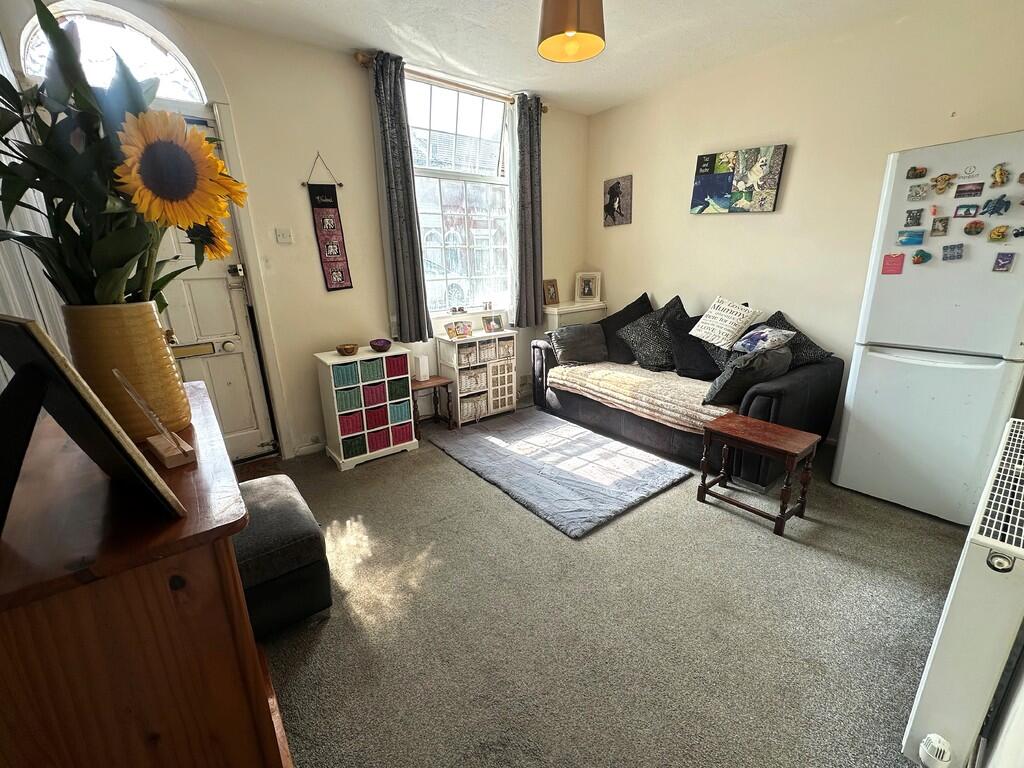 Collingwood Road, Southsea photo 4