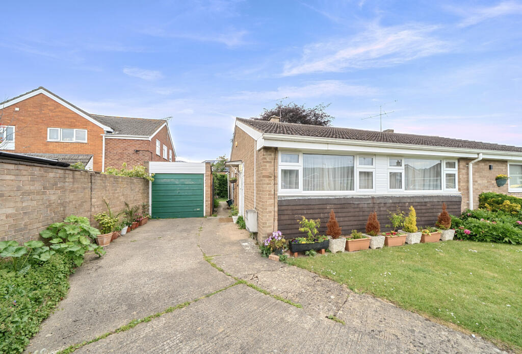 Main image of property: Kayte Close, Bishops Cleeve, Cheltenham, Gloucestershire, GL52